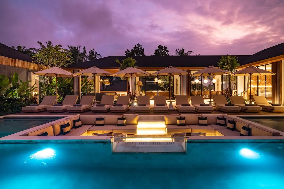 6 BR Tropical Garden Courtyard Retreat Ubud — 6BR Villa Rental in Ubud