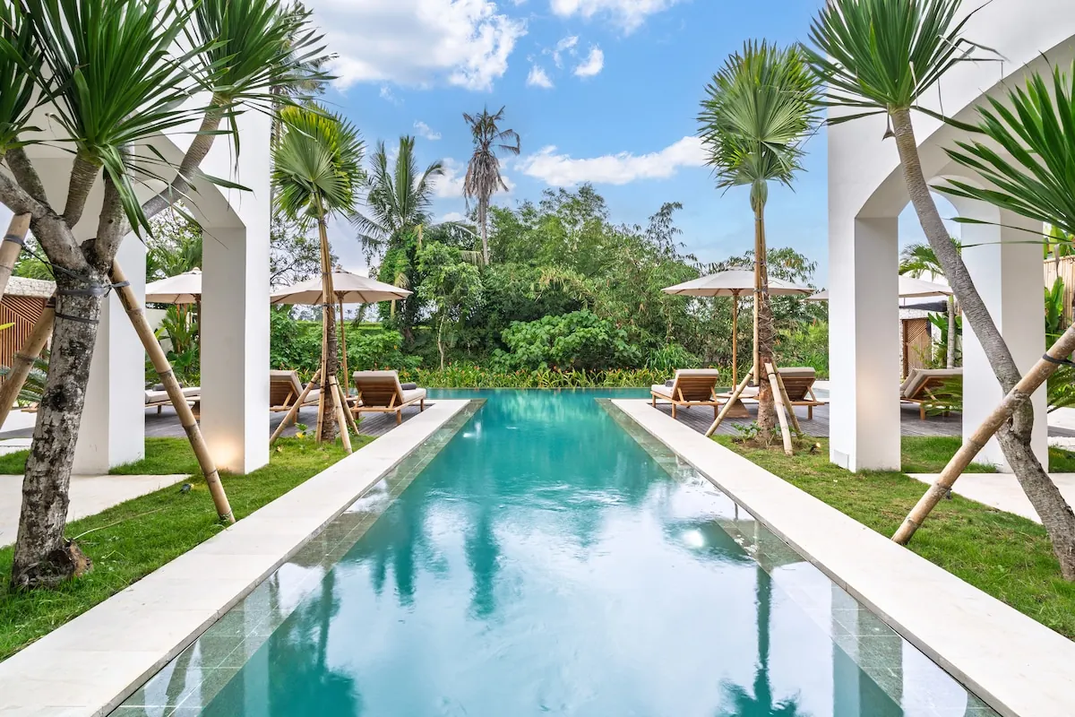 11 BR Padel Rice-Field Estate Ubud — 11BR Estate Rental in Ubud — image 6