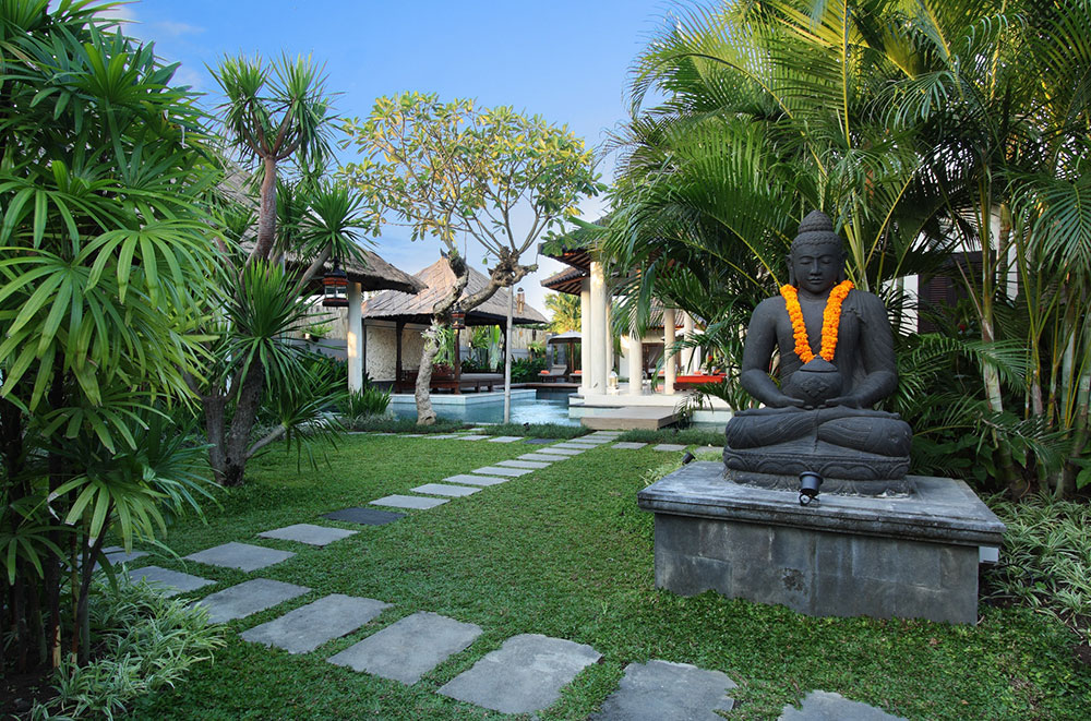 Villa Sesari in Seminyak — image 1