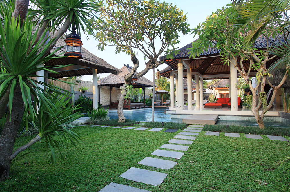 Villa Sesari in Seminyak — image 2