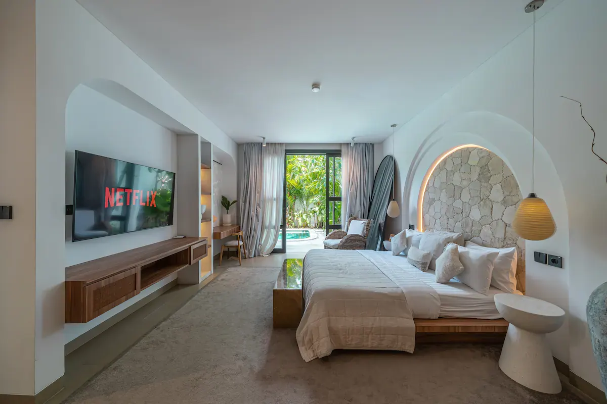 4 BR Designer Private Sanctuary Canggu — 4BR Villa Rental in Canggu — image 8