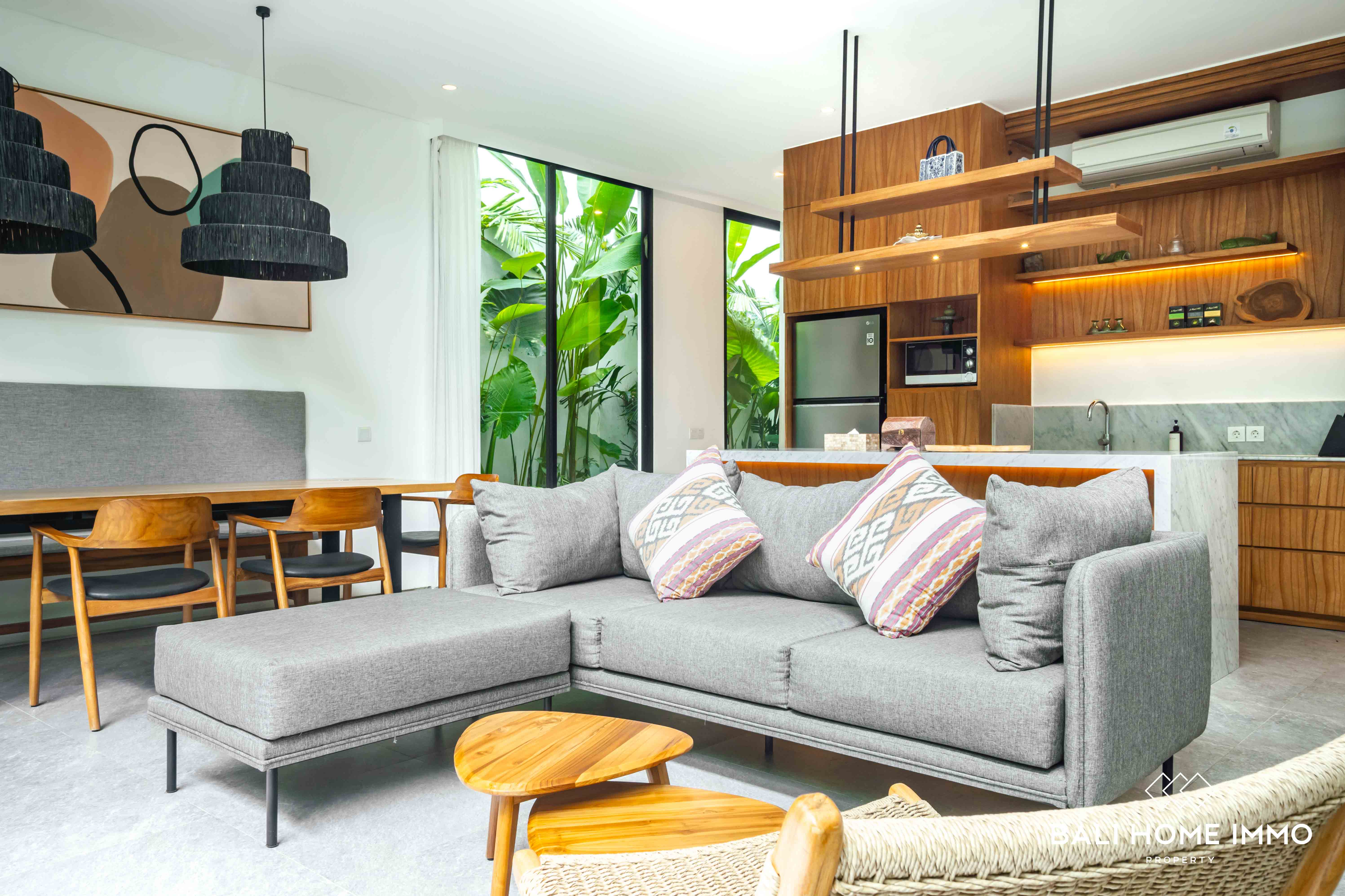 3 Bedroom Brand New Villa in a complex for yearly rental in Pererenan Bali