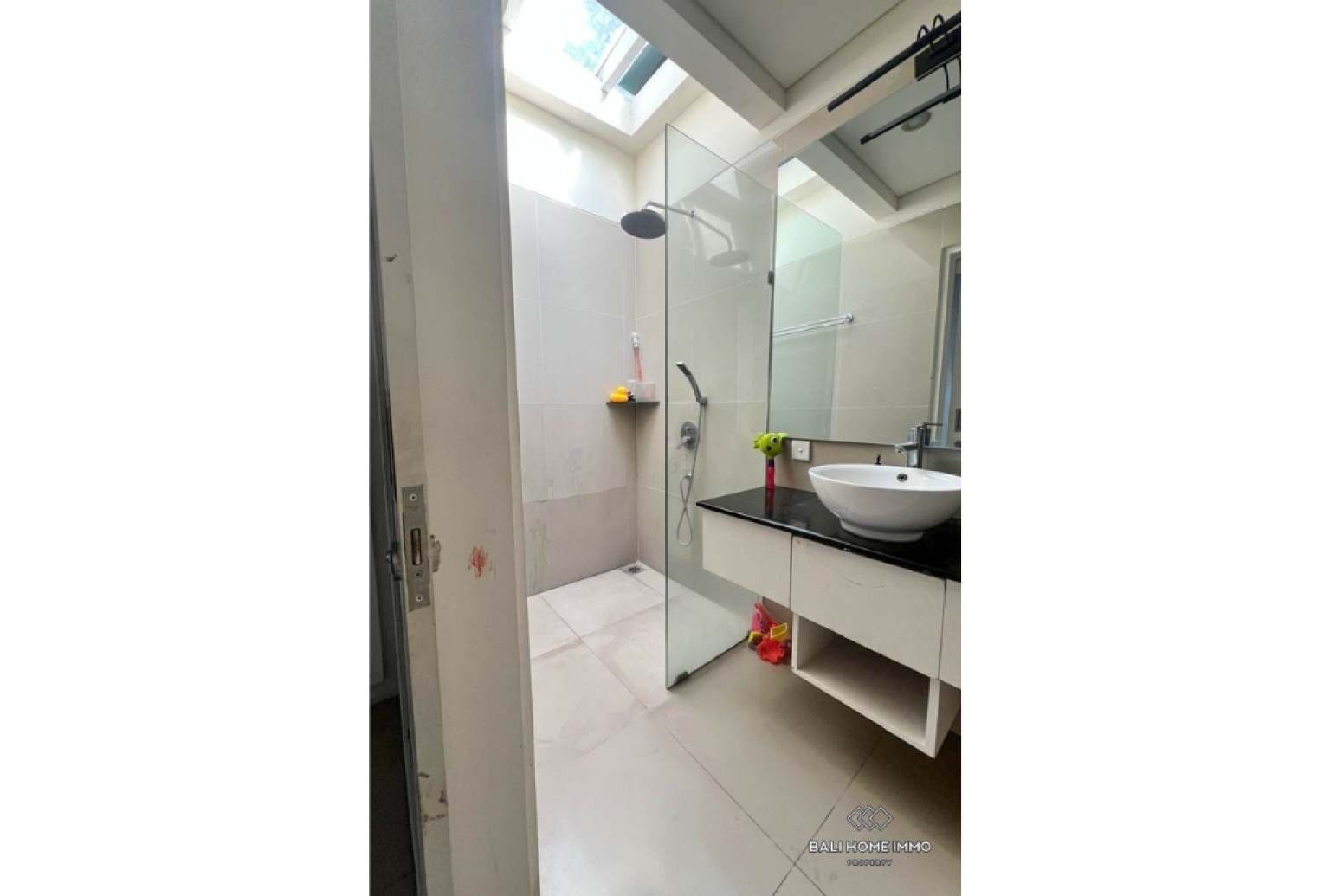 3 bedroom Classic-modern Villa for Rent in Canggu Berawa — image 6