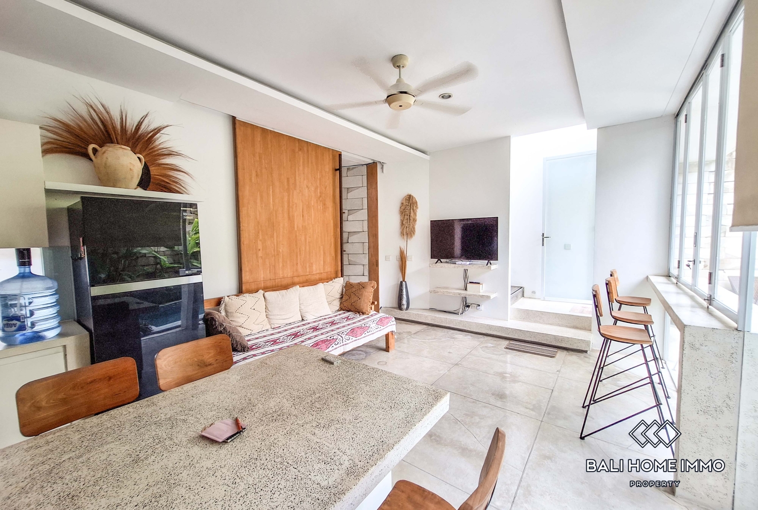 3 Bedroom Family Villa for Rent in Canggu Berawa — image 1