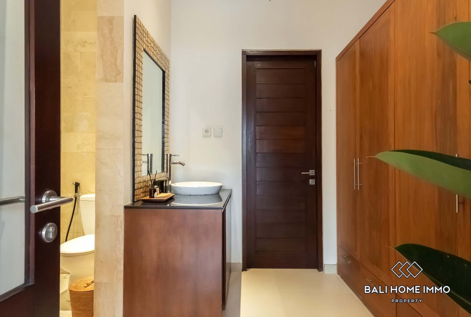 3 Bedroom Family Villa for Rent in Canggu Residential Side — image 13