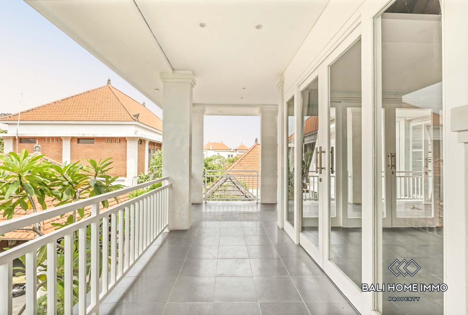 3 Bedroom Family Villa for Rent in Seminyak Beachside — image 12