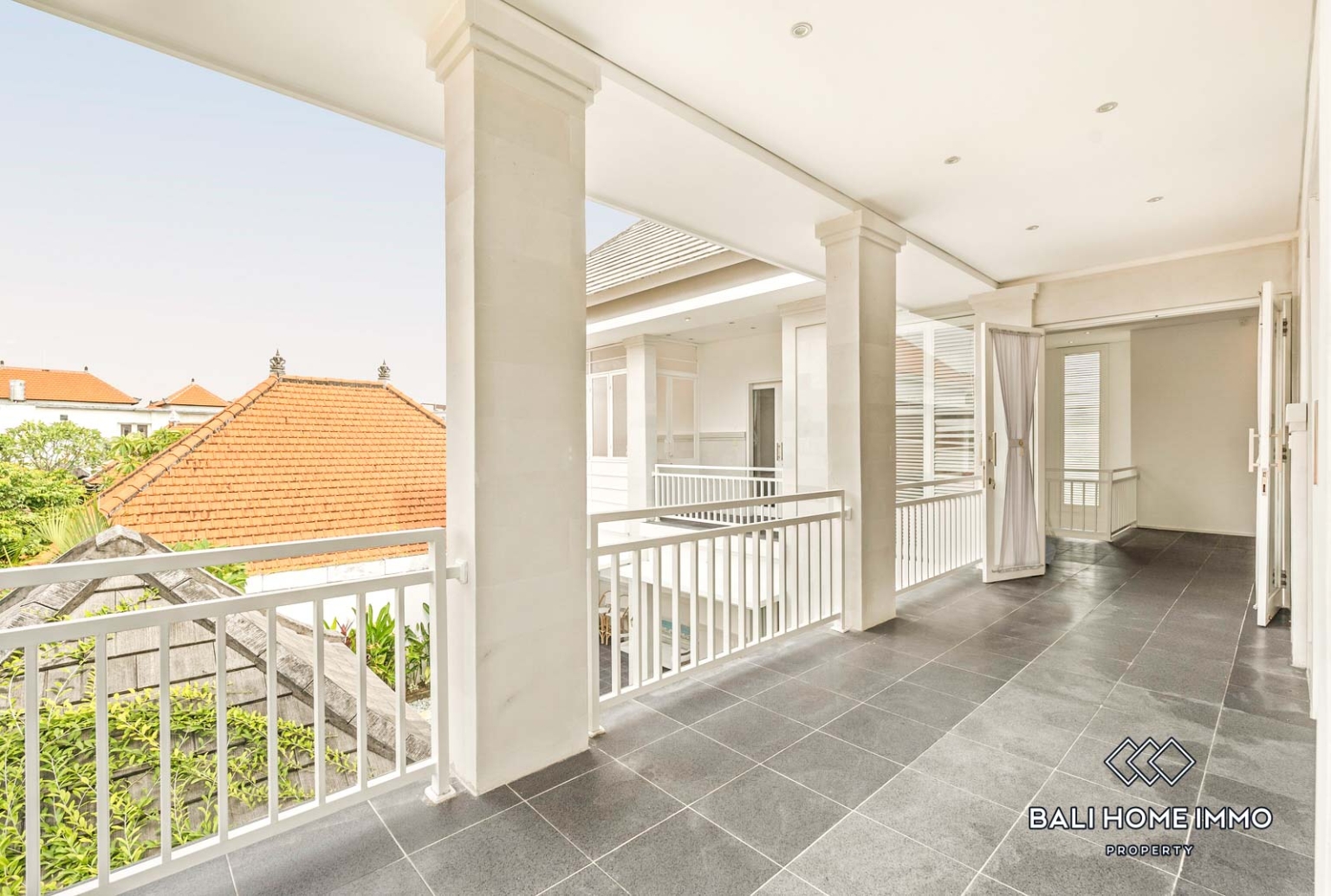 3 Bedroom Family Villa for Rent in Seminyak Beachside — image 11