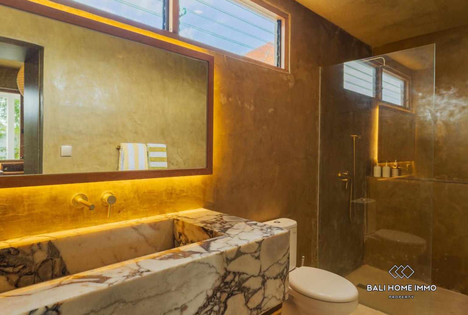 3 bedroom Family Villa with garden for rent in Padang Linjong Canggu — image 13
