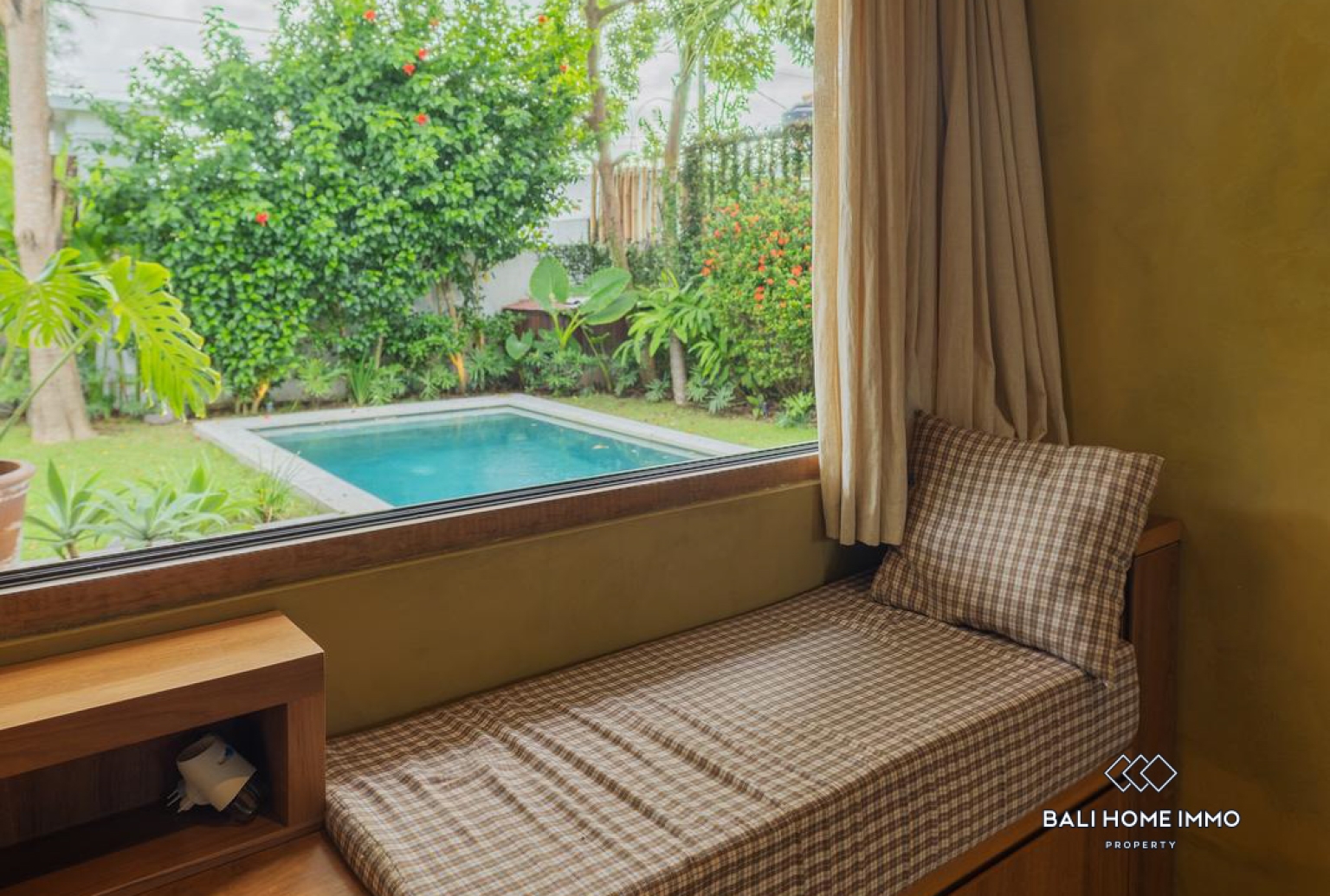 3 bedroom Family Villa with garden for rent in Padang Linjong Canggu — image 9