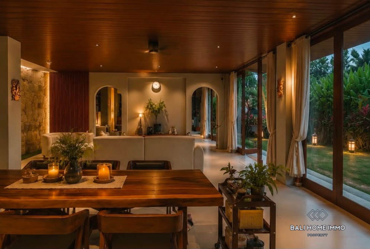 3 Bedroom Family Villa with ricefield view for rent in Mas, Ubud — image 3