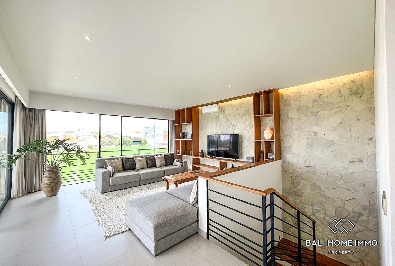 3 Bedroom Modern Family Villa for Rent in Canggu Berawa — image 4