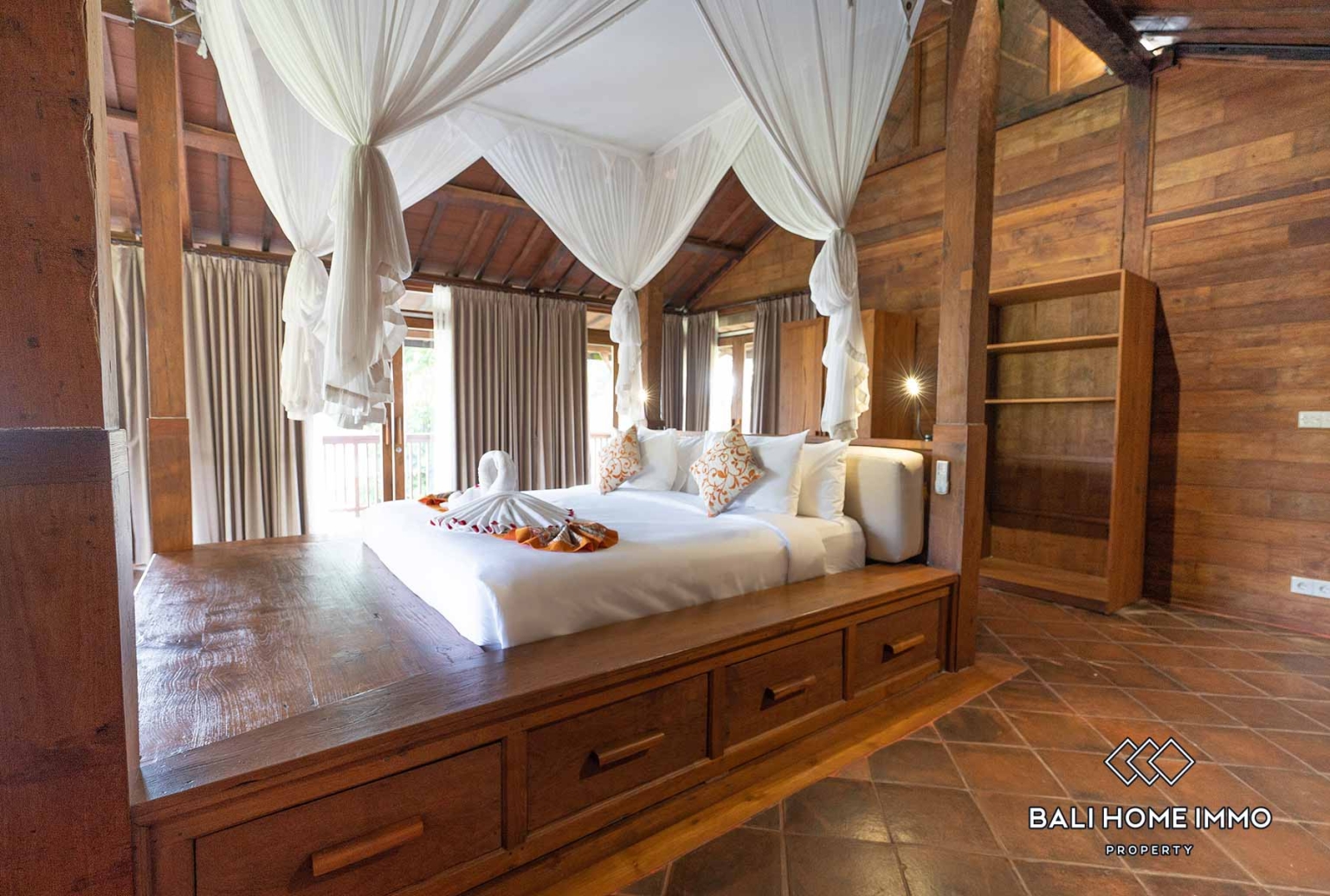 3 Bedroom Ricefield View Villa for Rent in Ubud — image 13