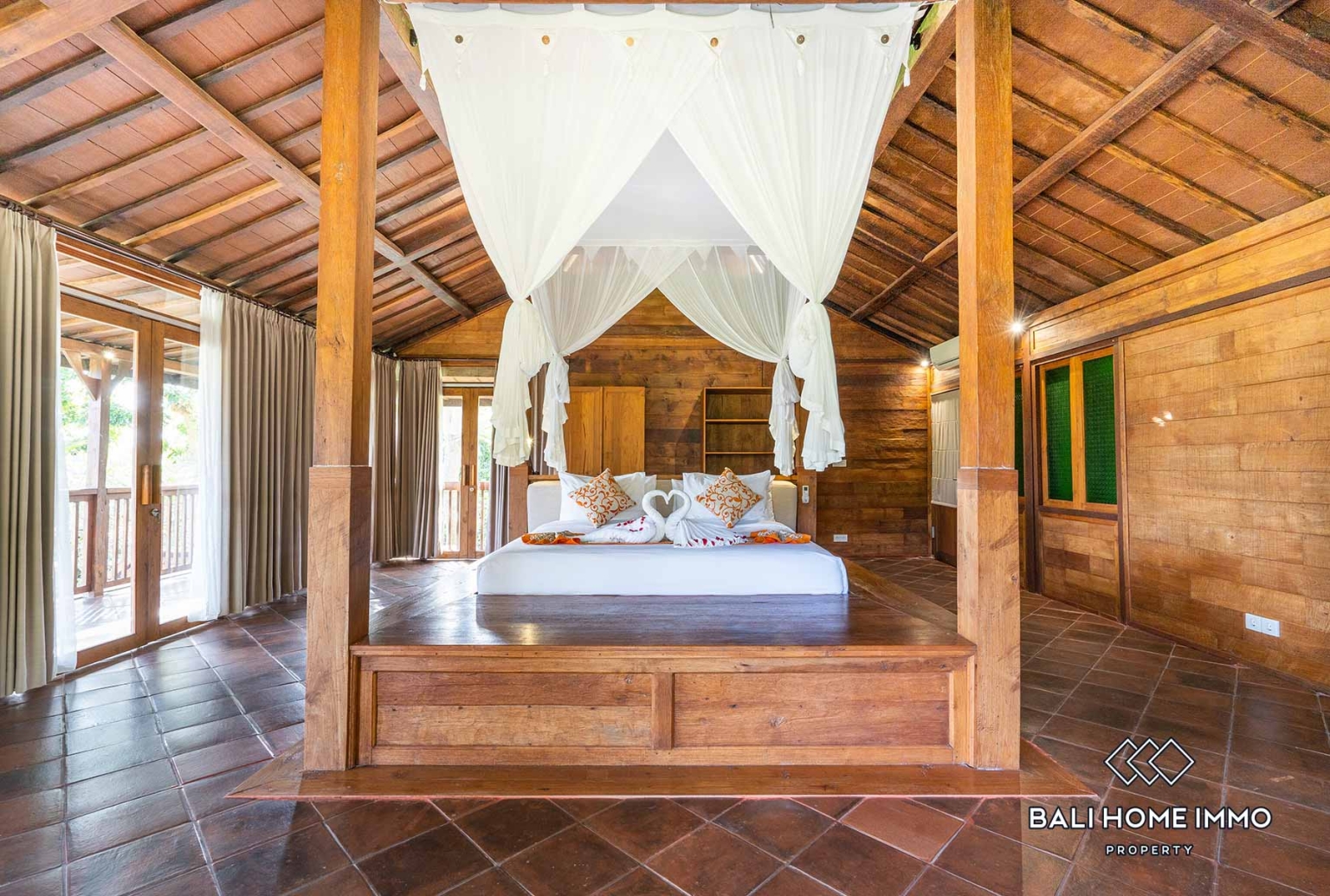3 Bedroom Ricefield View Villa for Rent in Ubud — image 12
