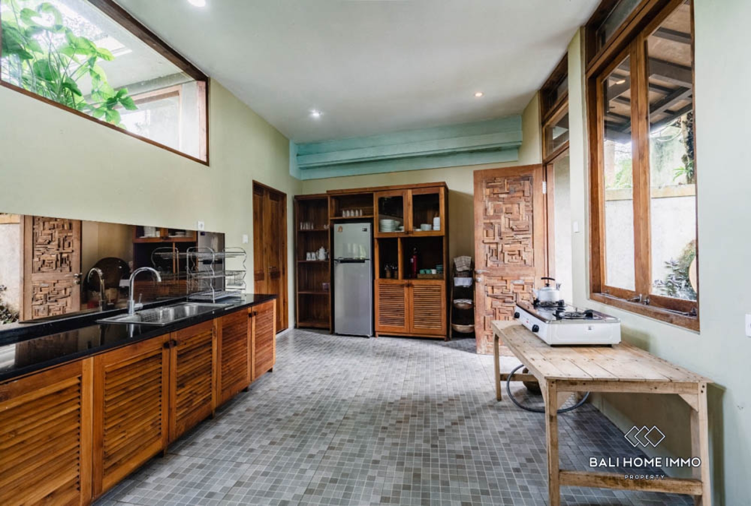 3 Bedroom Ricefield View Villa for Rent in Ubud — image 11