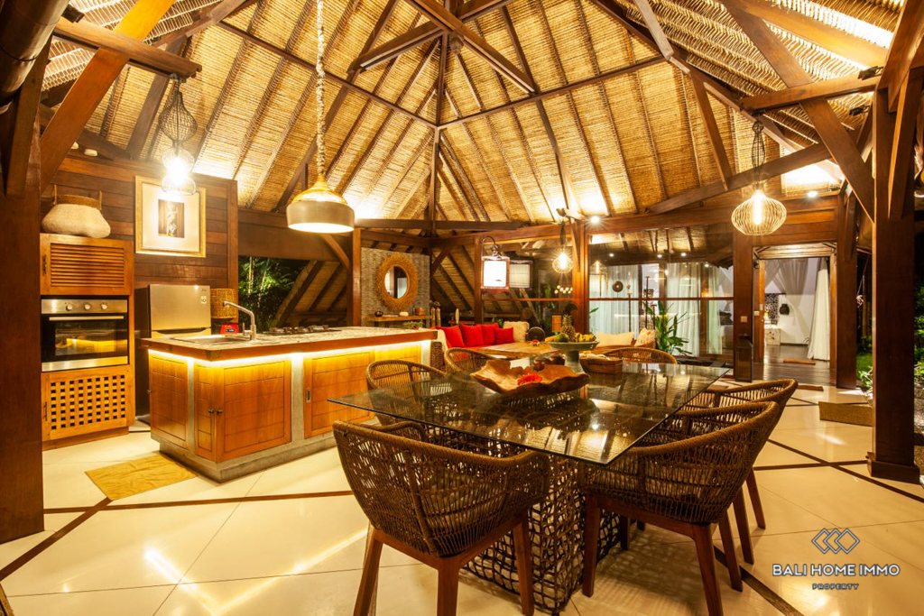 3 Bedroom Villa for Monthly Rental in the center of Berawa Canggu Bali — image 8