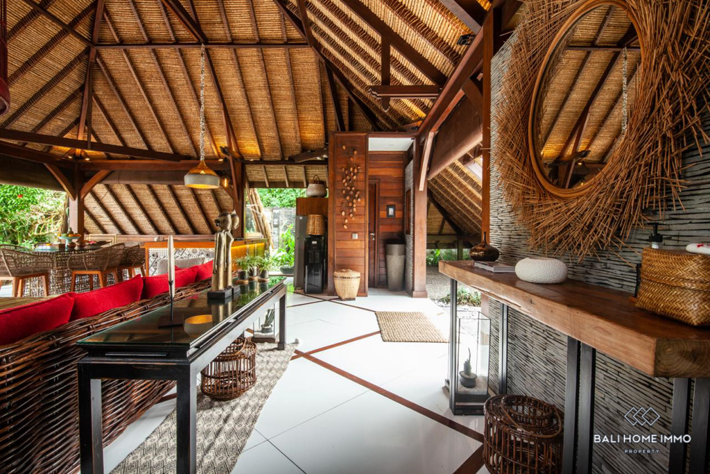 3 Bedroom Villa for Monthly Rental in the center of Berawa Canggu Bali — image 6
