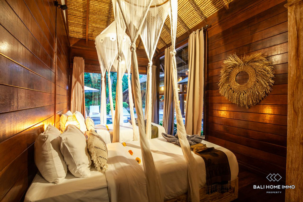 3 Bedroom Villa for Monthly Rental in the center of Berawa Canggu Bali — image 18