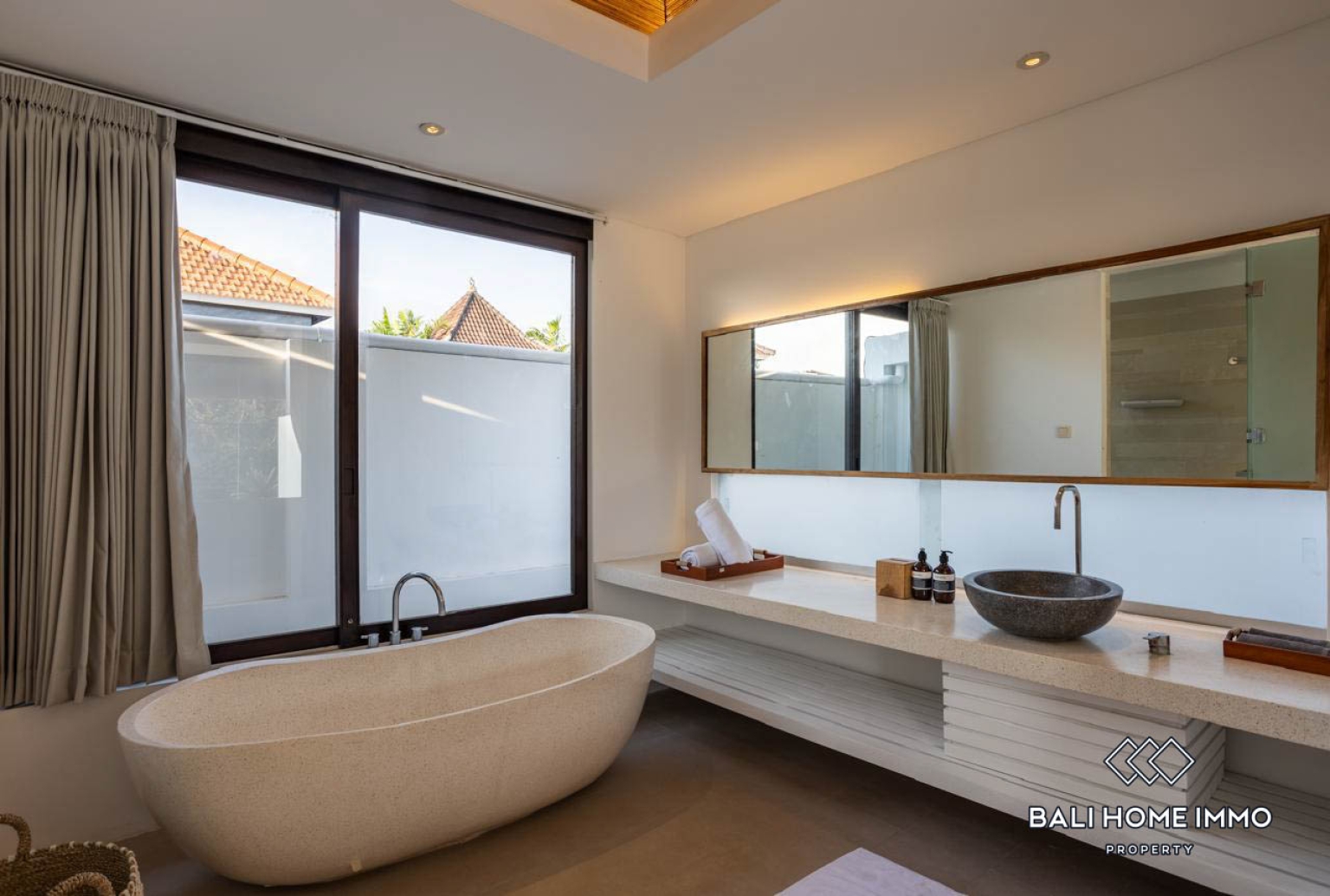 3 Bedroom Villa For Rent in Canggu Batu Bolong — image 16