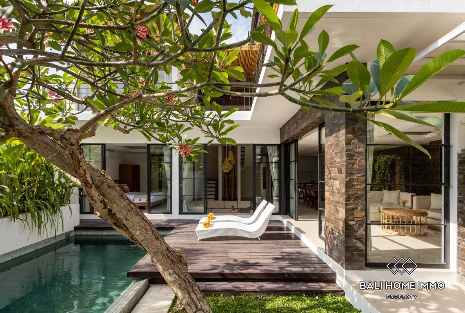 3 Bedroom Villa For Rent in Canggu Batu Bolong — image 18