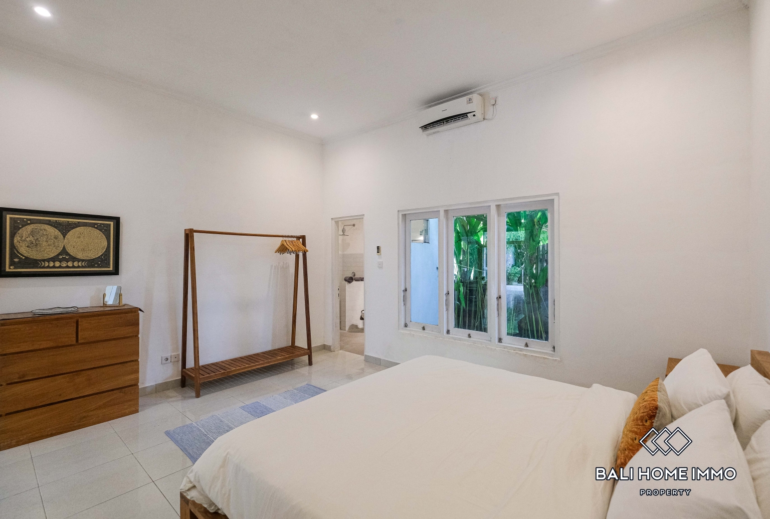 3 Bedroom Villa for Rent in Canggu Batu Bolong — image 13