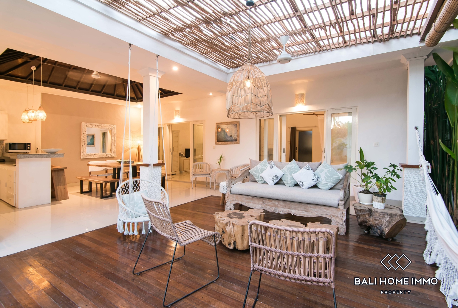 3 Bedroom Villa for Rent in Canggu Berawa Beachside — image 2