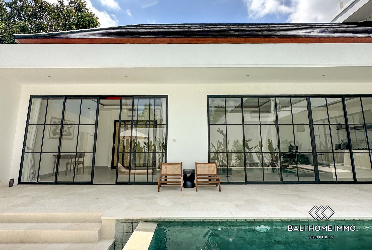 3 Bedroom Villa for Rent in Seseh Beachside — image 1