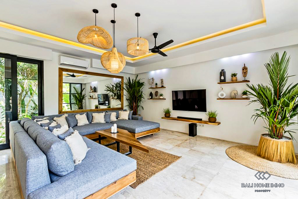 3 Bedroom Villa For Rent Near Nelayan Beach in Canggu Bali — image 1