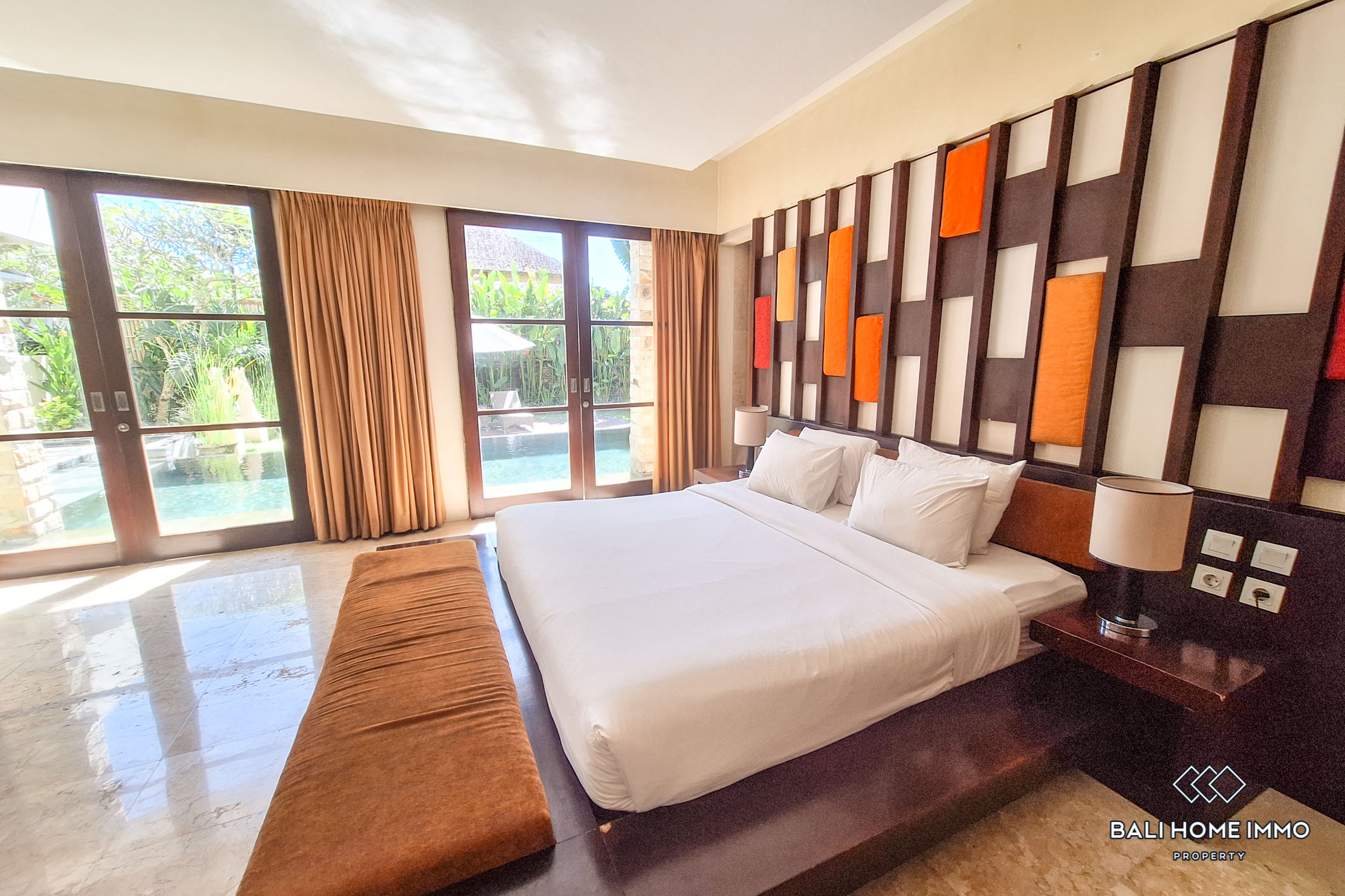 3 Bedroom Villa with garden for Rent near Nelayan Beach Canggu — image 11
