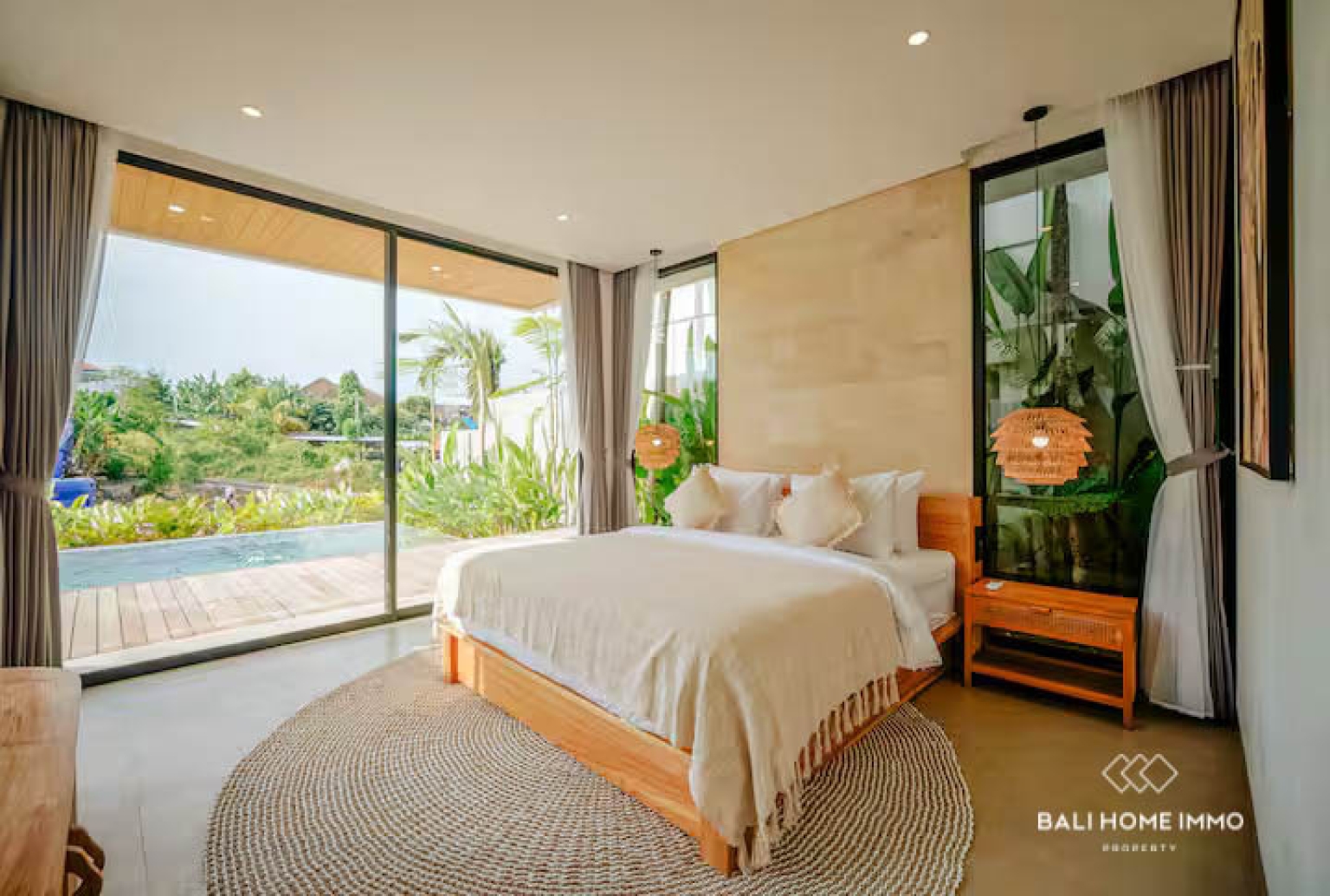 3-Bedroom Villa with Private Pool & Gym for Yearly Rental near Tanah Lot — image 5