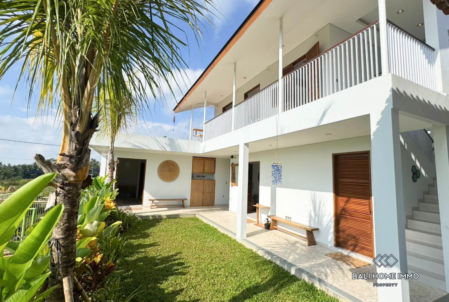 3 Bedroom Villa with Rice Field Views For Rent in Ubud — image 13