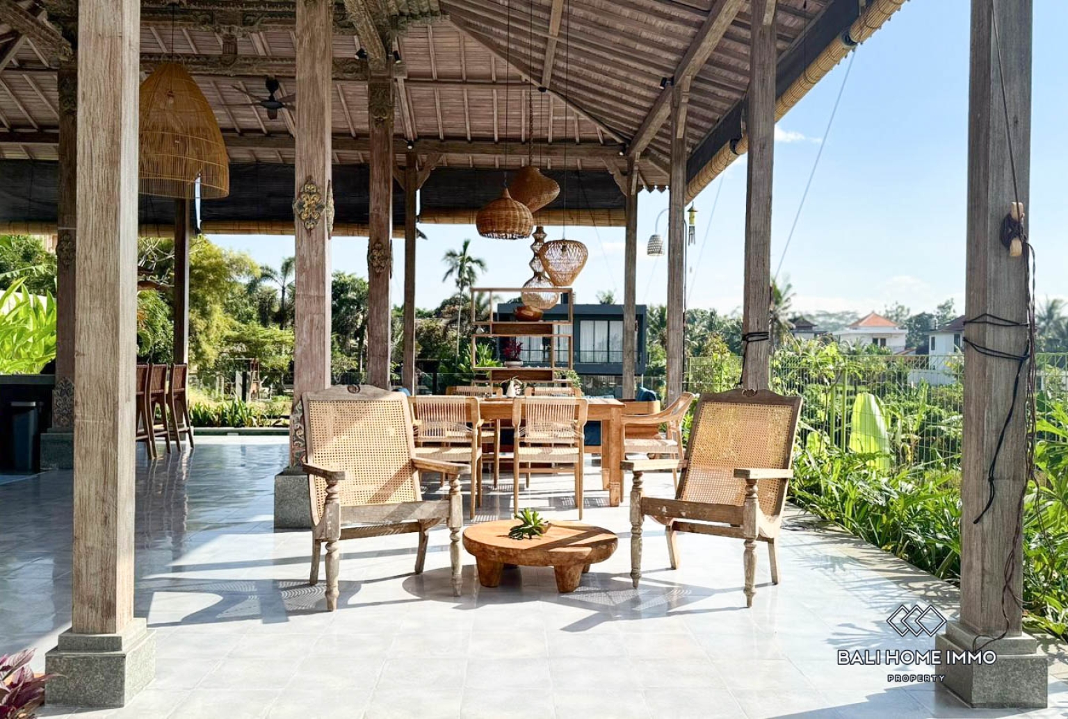 3 Bedroom Villa with Rice Field Views For Rent in Ubud — image 1