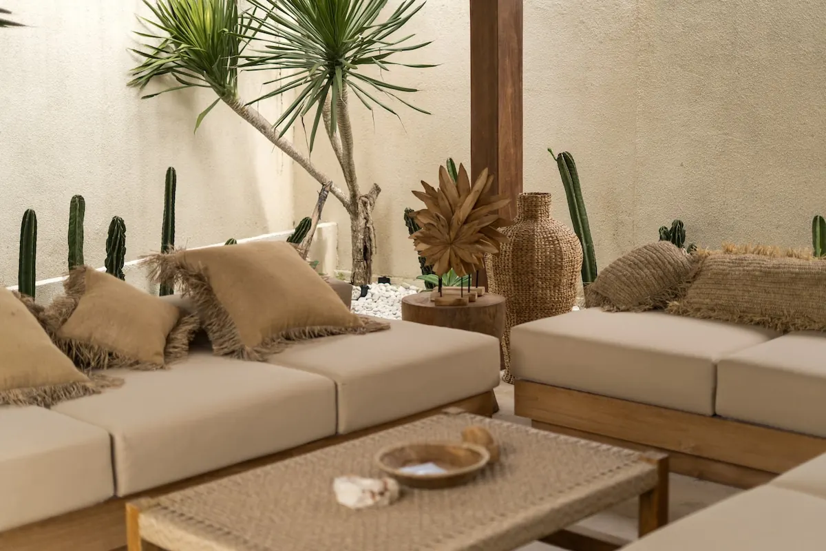 4 BR Thatched Courtyard Villa Ubud — 4BR Villa Rental in Ubud — image 17