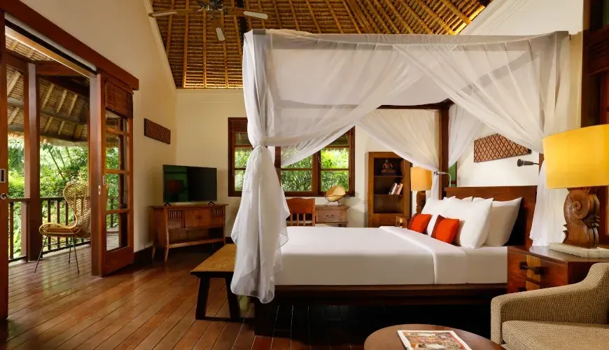4 BR Tropical Garden Balinese Villa Jimbaran — 4BR Villa Rental in Jimbaran — image 5