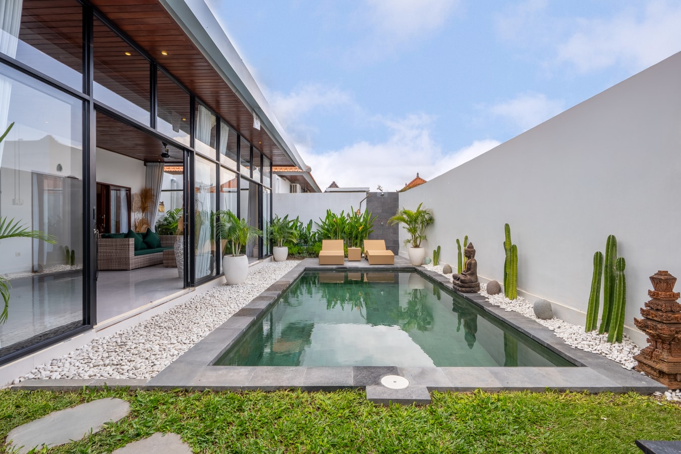 3BR Seseh Villa | Pool & Garden Views, Near Beach in Canggu, Bali — image 13