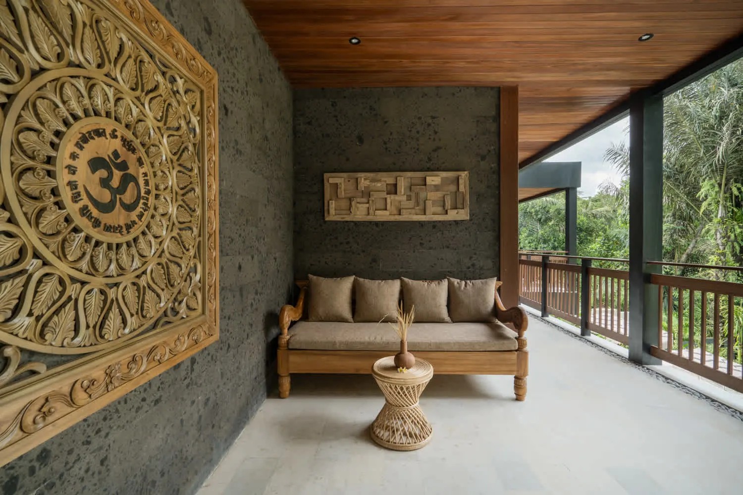 4 BR Tropical-Modern Jungle Retreat Ubud — 4BR Villa Rental in Ubud — image 2