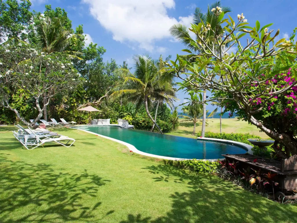 Villa Sungai Tinggi in Canggu — image 2