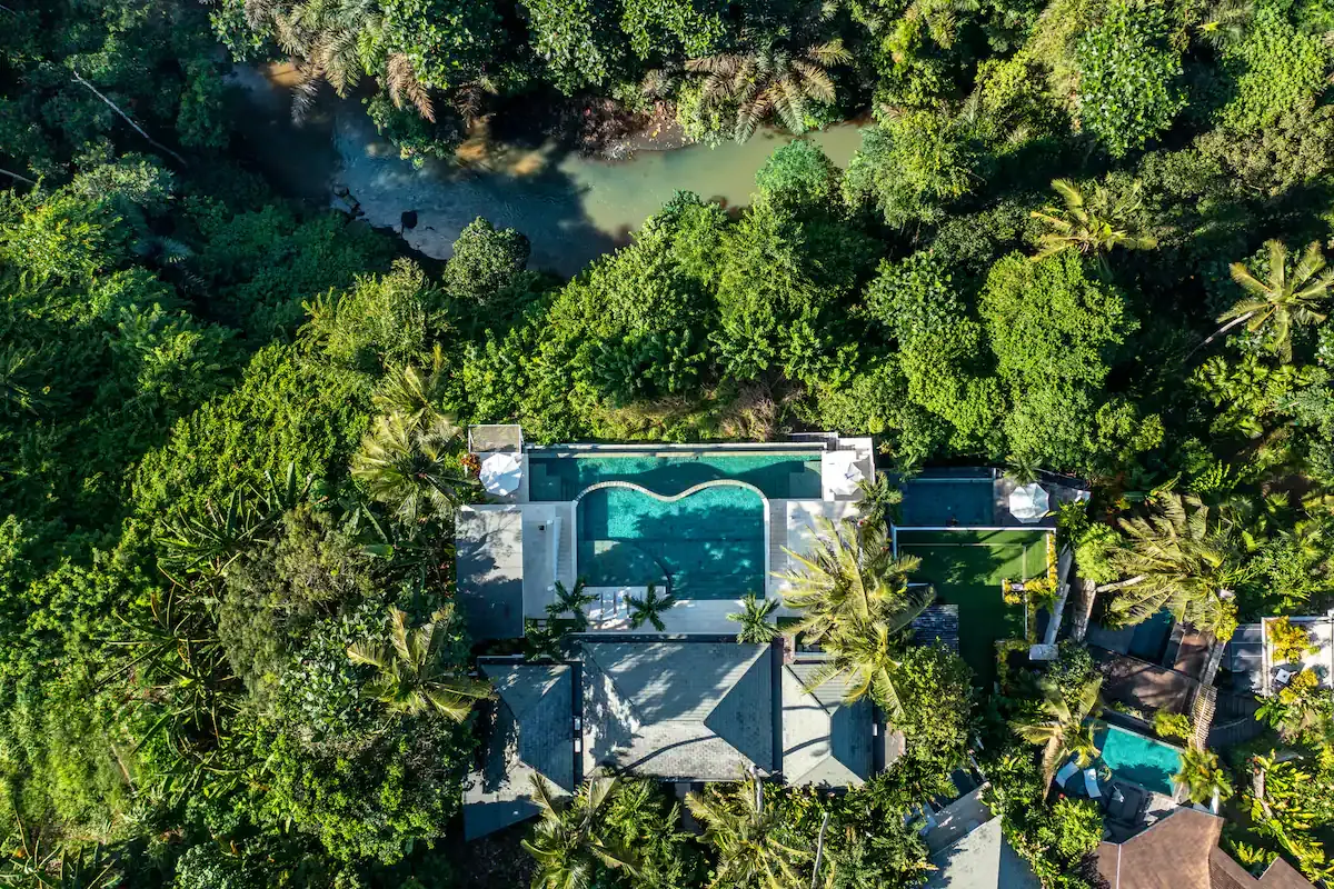 4 BR Jungle-View Infinity-Pool Villa Ubud — 4BR Villa Rental in Ubud — image 1