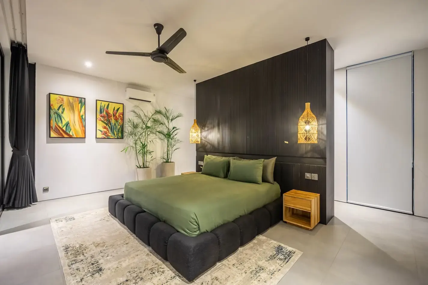 4 BR Fully Staffed Pool Retreat Seminyak — 4BR Villa Rental in Seminyak — image 7