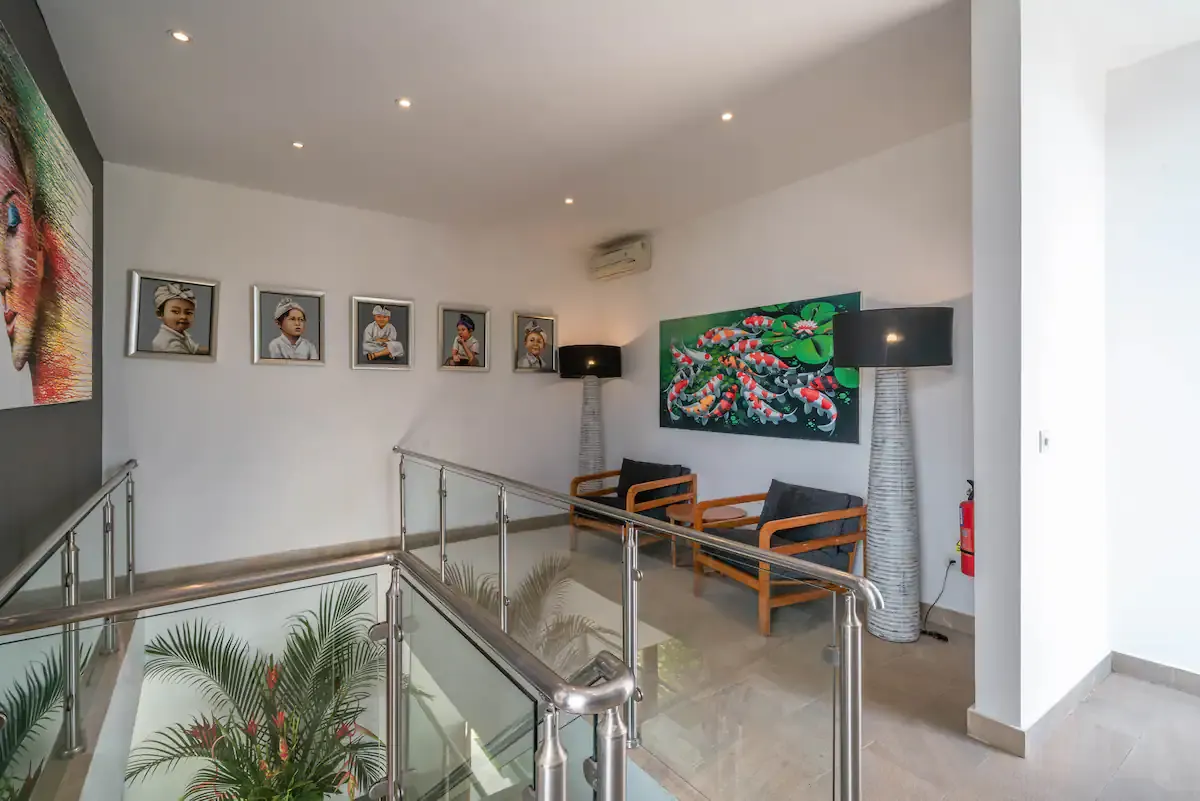 4 BR Walk-to-Beach Modern Villa Canggu — 4BR Villa Rental in Canggu — image 16