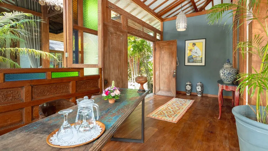 7 BR Private Retreat Canggu — 7BR Villa Rental in Canggu — image 5