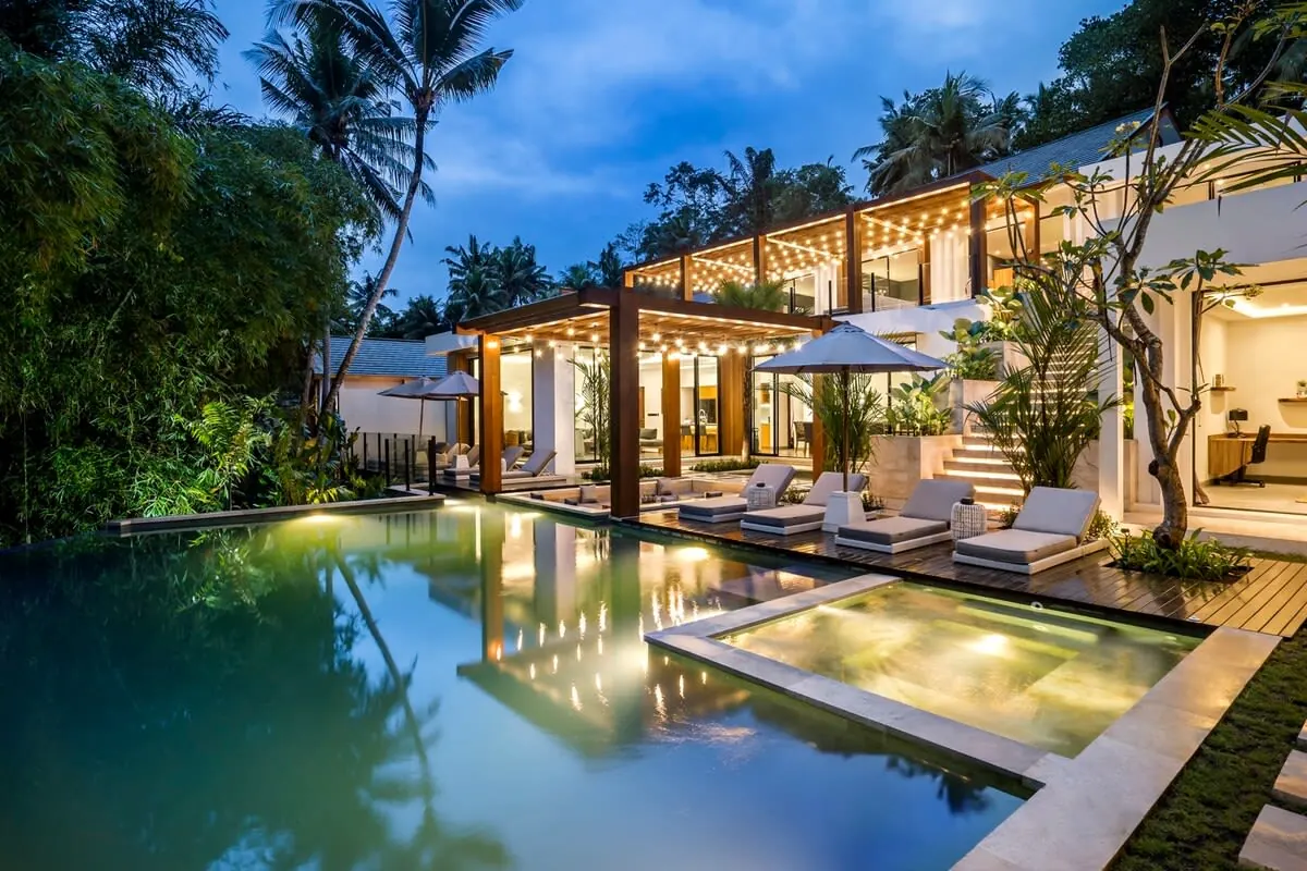 6 BR Riverside Infinity-Pool Villa Ubud — 6BR Villa Rental in Ubud — image 5