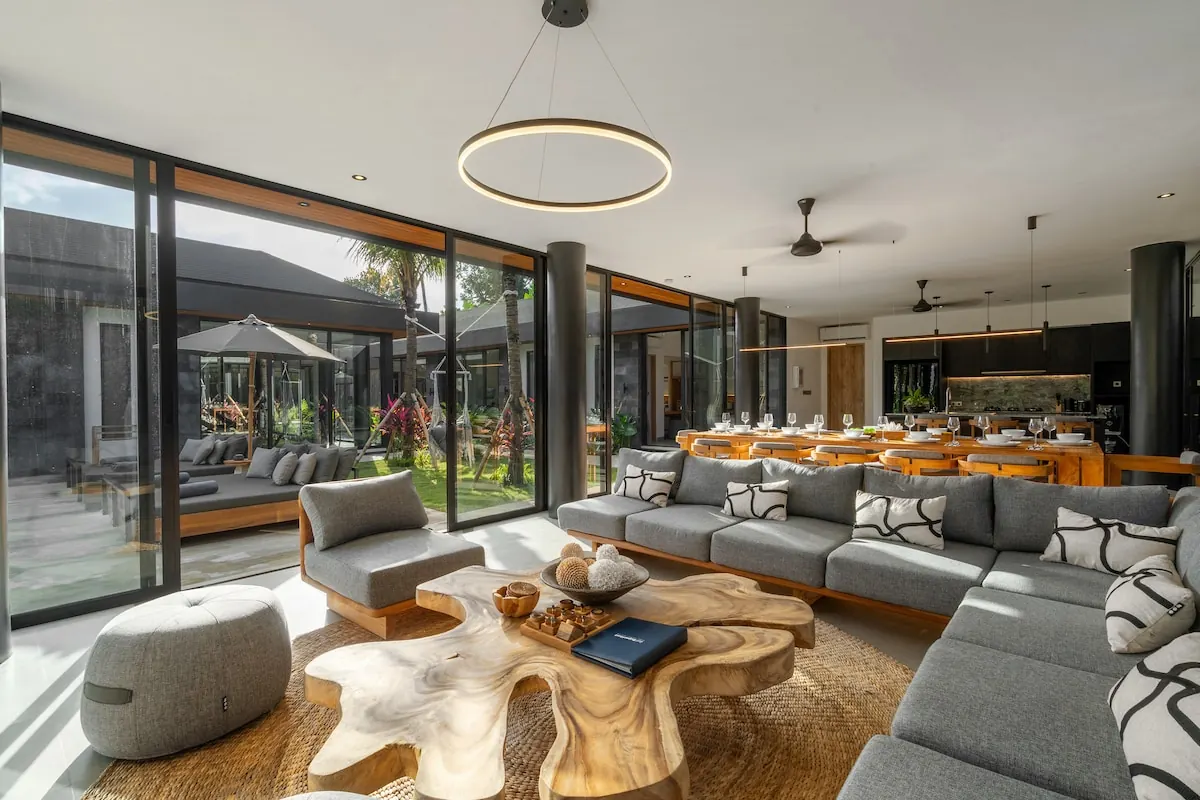11 BR Tropical-Modern Rice-Field Estate Ubud — 11BR Estate Rental in Ubud — image 11