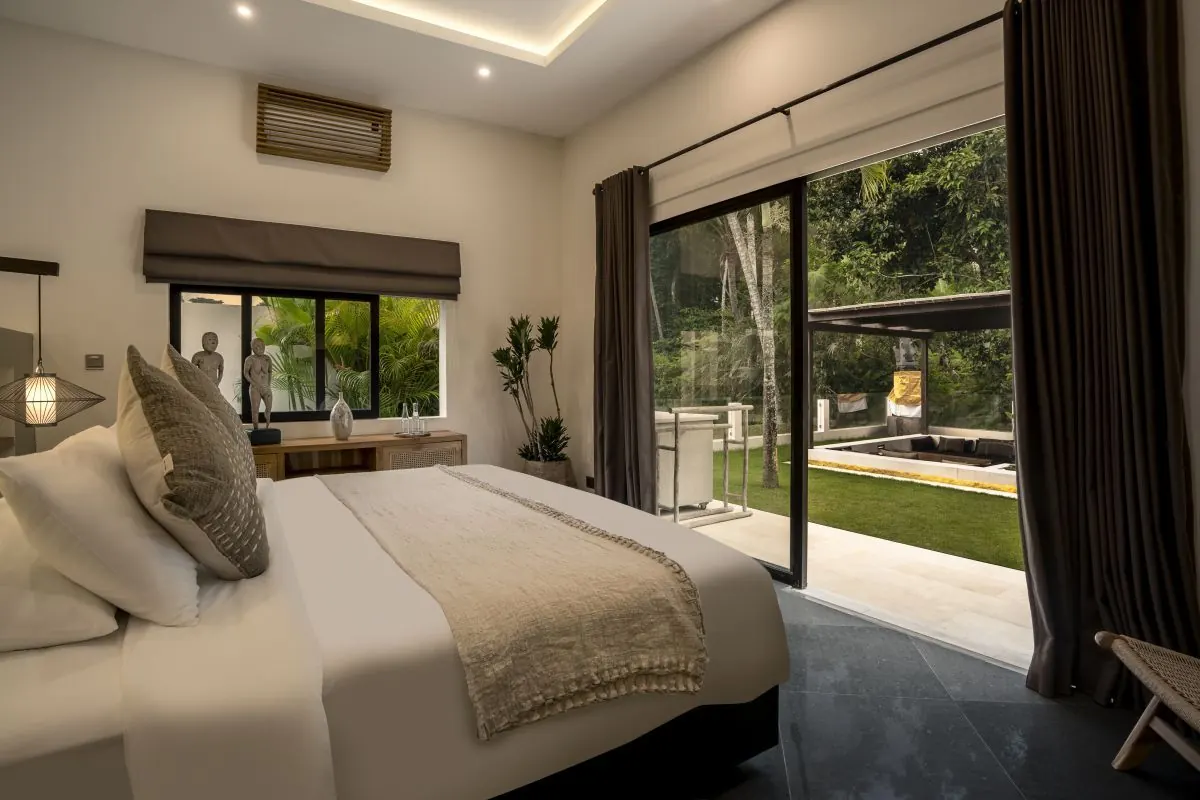 3 BR Rice-Field Joglo Villa Ubud — 3BR Villa Rental in Ubud — image 12