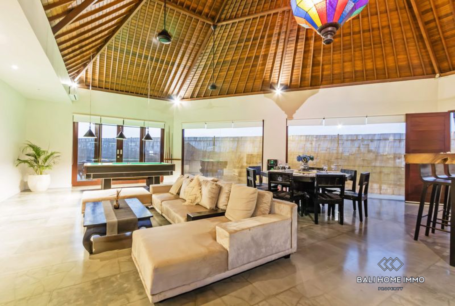 4 Bedroom Family Villa for Rent in Canggu Berawa — image 2