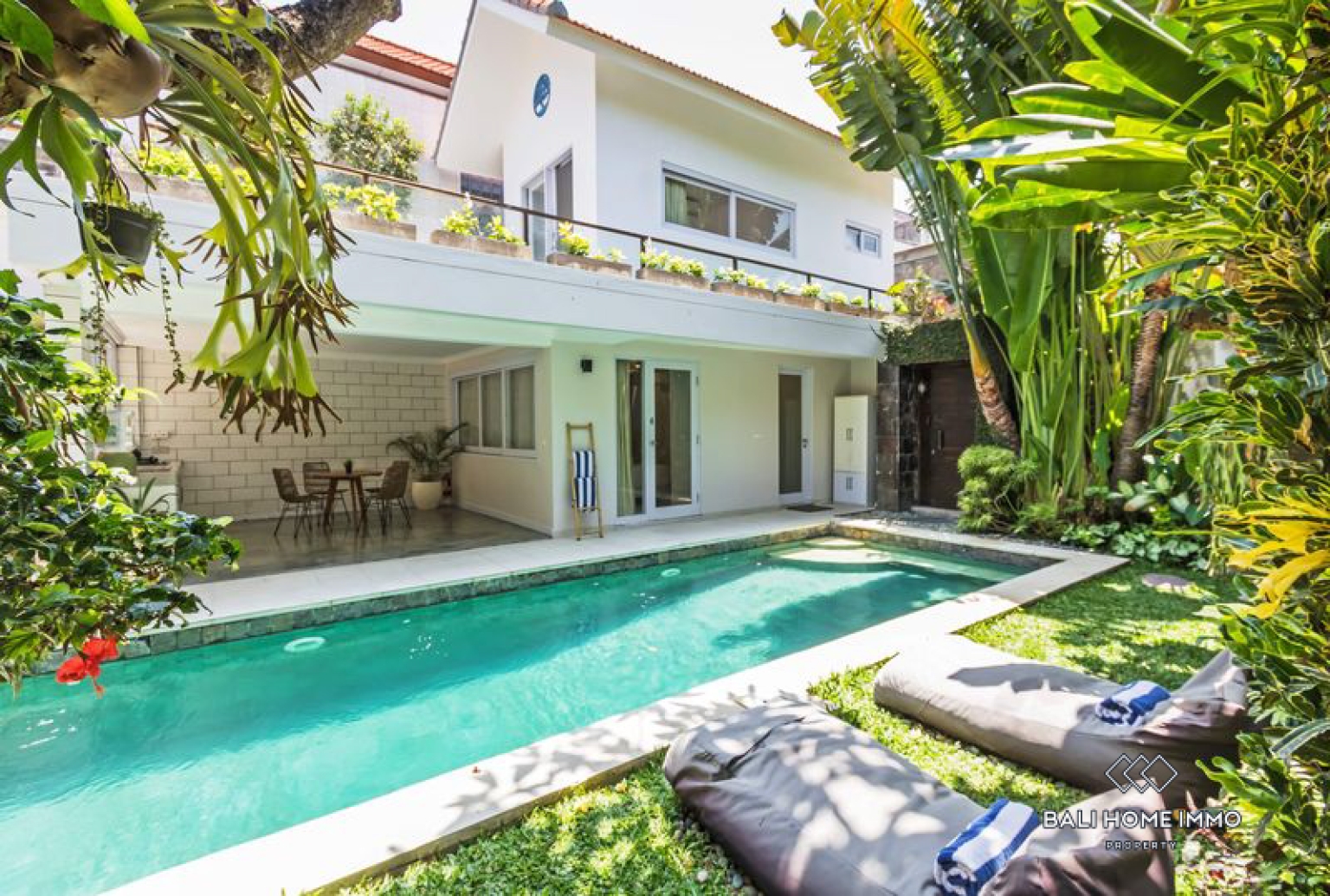 4 Bedroom Family Villa for Rent in Canggu Berawa — image 16