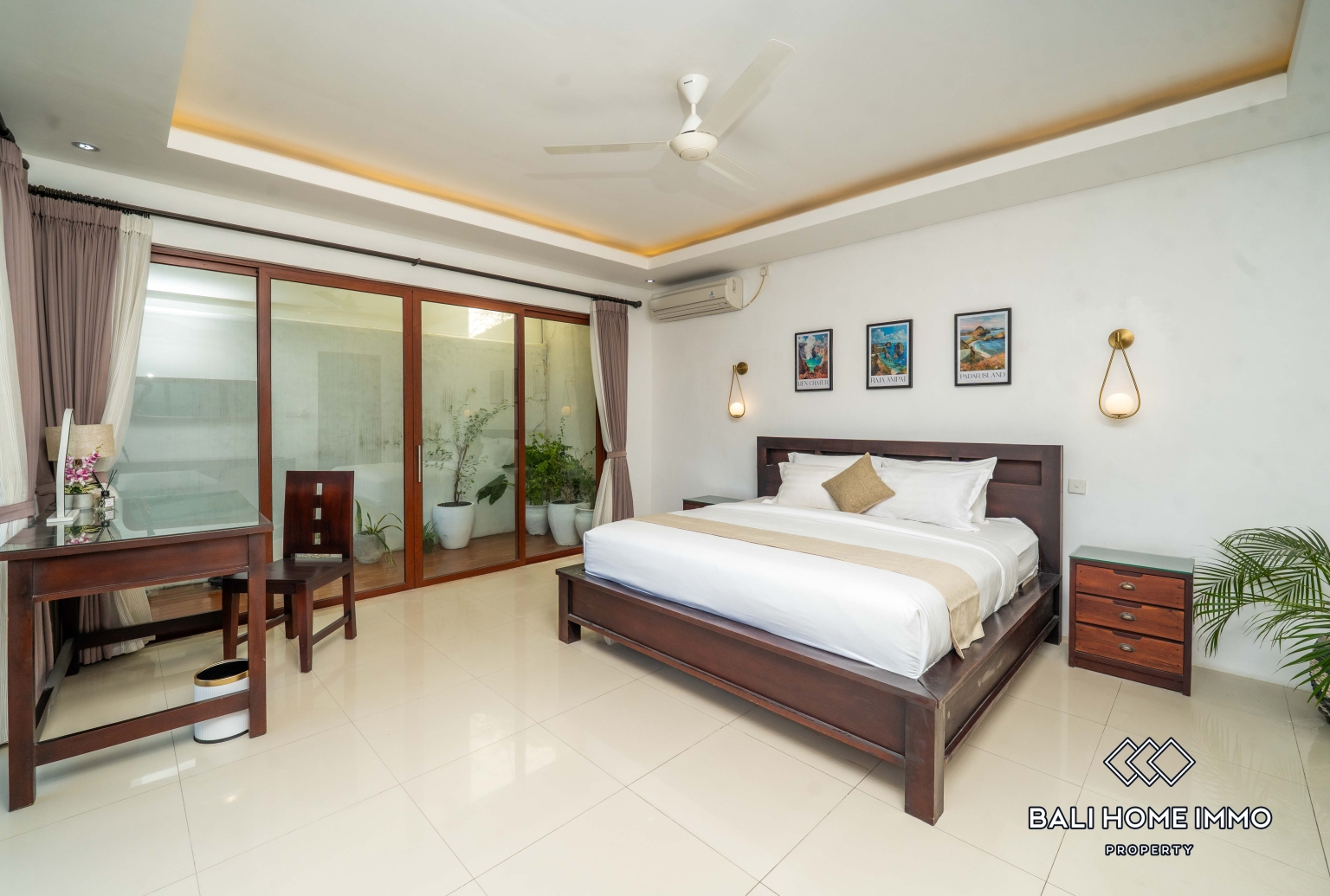 4 Bedroom Family Villa For Rent In Canggu Berawa — image 15