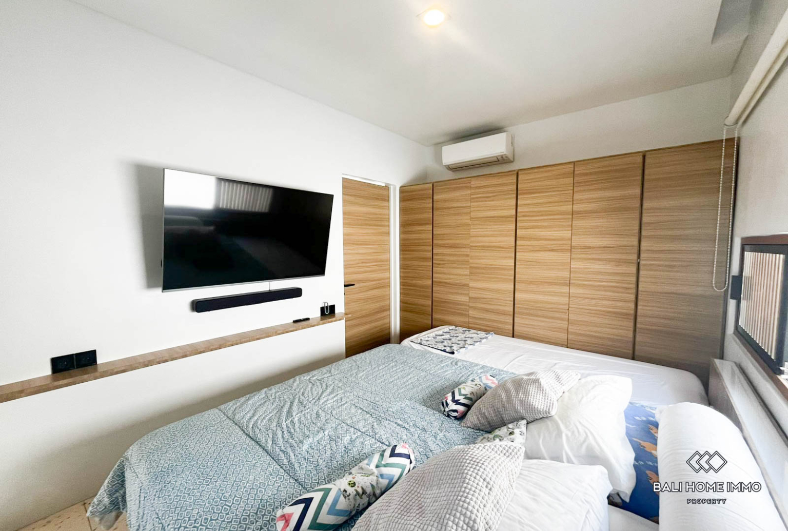 4 Bedroom family villa with office for yearly rent in Kedungu — image 7