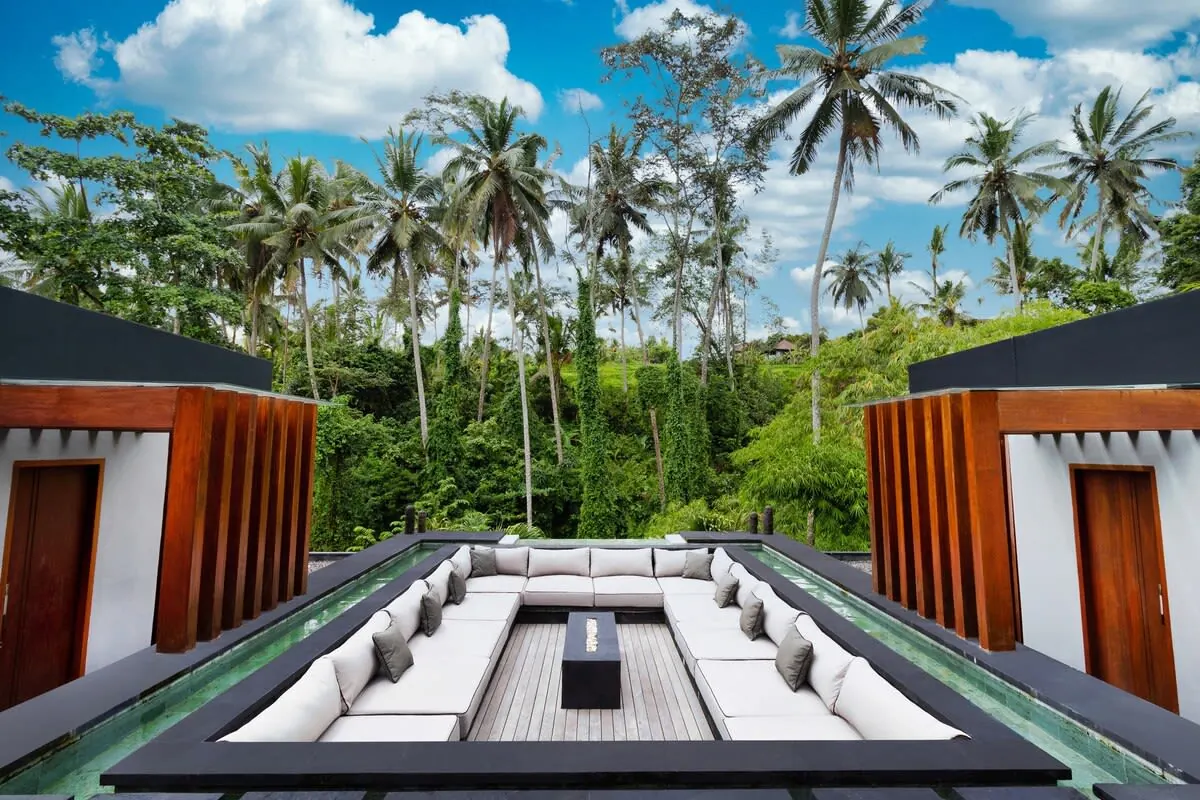 6 BR Jungle-View Tropical-Modern Villa Ubud — 6BR Villa Rental in Ubud — image 4