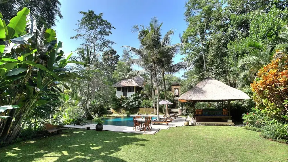 4 BR Balinese Tropical Garden Villa Ubud — 4BR Villa Rental in Ubud — image 3