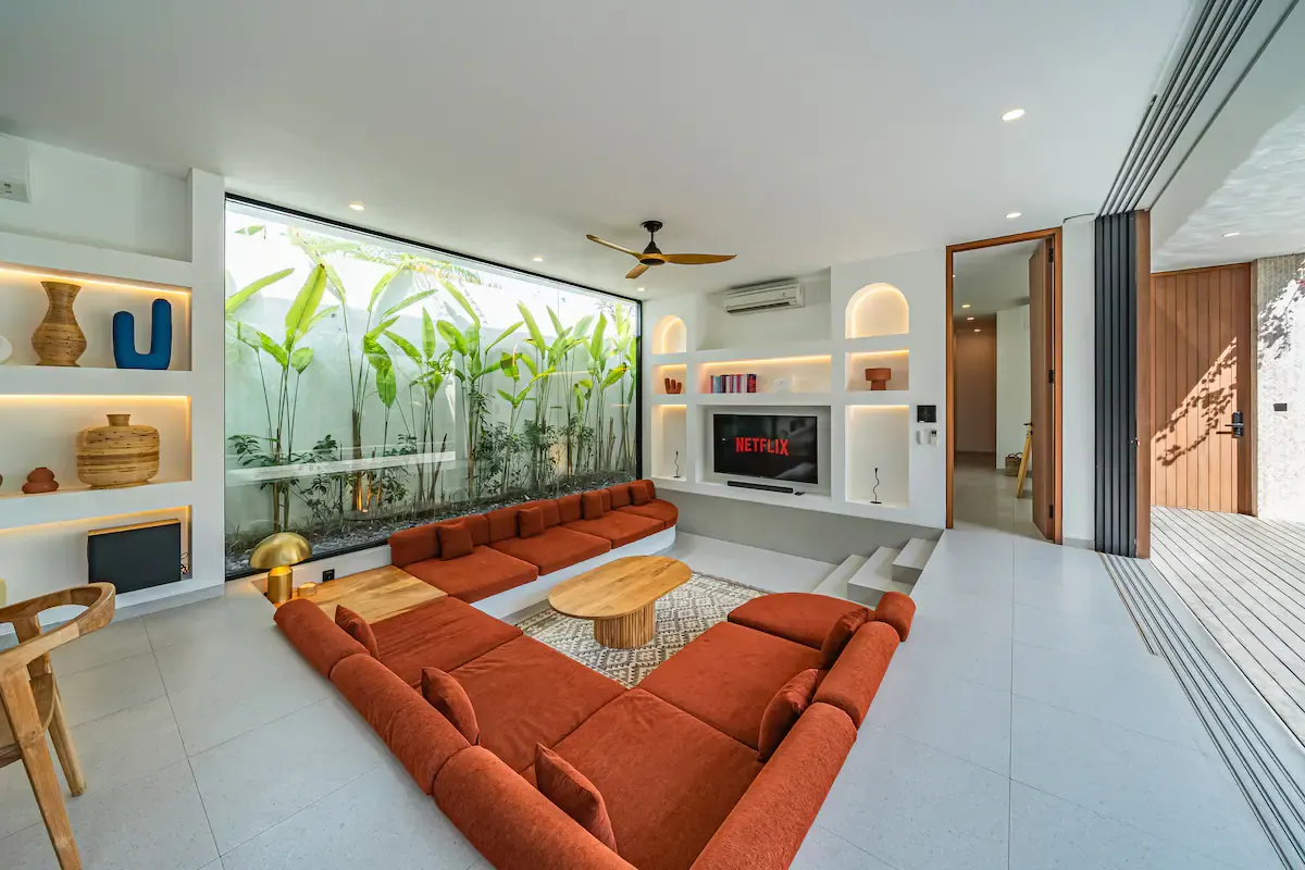 9 BR Tropical-Modern Group Estate Uluwatu — 9BR Estate Rental in Uluwatu — image 11